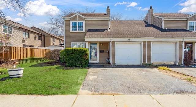 Photo of 16 S Union St, Bay Shore, NY 11706