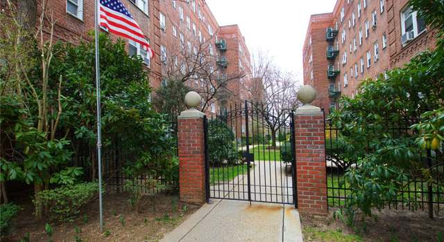 Photo of 30 Cathedral Unit 1D, Hempstead, NY 11550