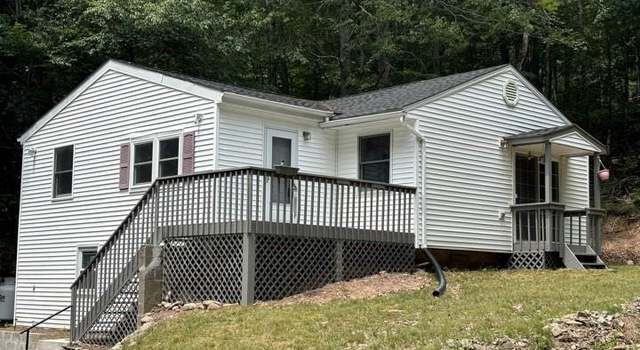 Photo of 11 Overlook Rd, Woodbourne, NY 12788