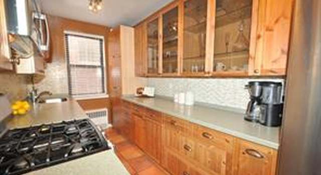 Photo of 142 Garth Rd Unit 1B, Scarsdale, NY 10583