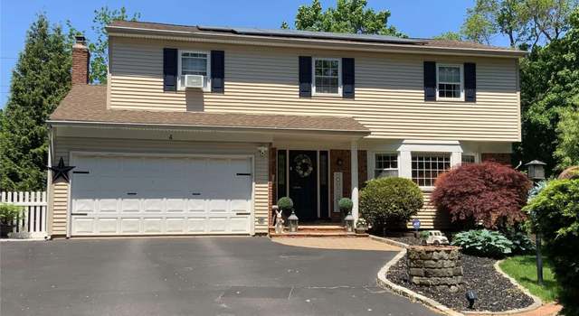 Photo of 4 Ketchum Ct, East Northport, NY 11731