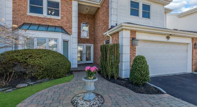 Photo of 63 Hamlet Dr #63, Commack, NY 11725