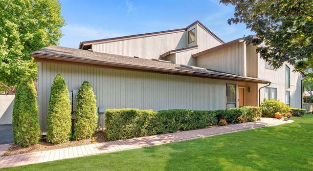 Photo of 32 Club Dr N #32, Jericho, NY 11753