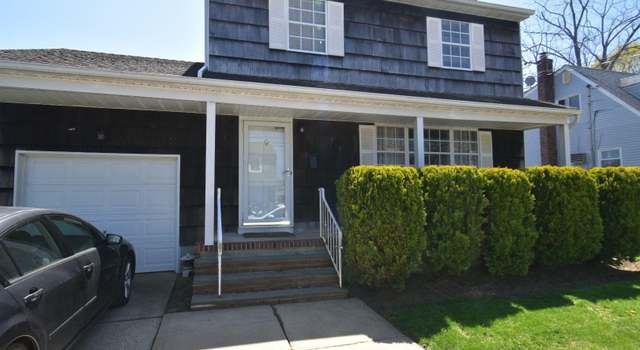 Photo of 415 Scaneateles Ave, West Hempstead, NY 11552