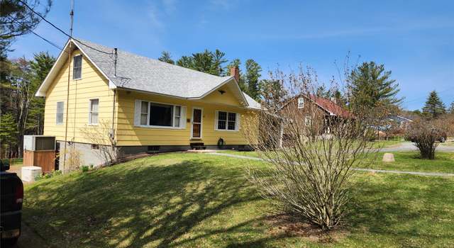 Photo of 45 Hartwood Club Rd, Sparrowbush, NY 12780