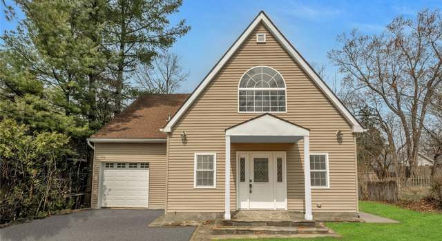 Photo of 250 Sparkle Rd, Yorktown Heights, NY 10598