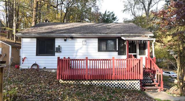 Photo of 2947 Fox Hall St, Mohegan Lake, NY 10547