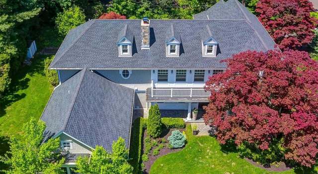 Photo of 107 Country Club Dr, Port Washington, NY 11050