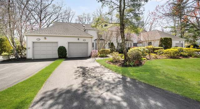 Photo of 61 Brook Hills Cir, White Plains, NY 10605