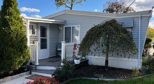 Photo of 61 Forge Rd #26, Riverhead, NY 11901