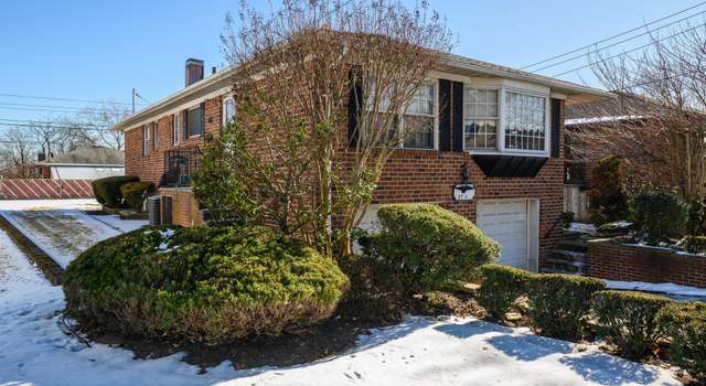 Photo of 2711 206th St, Bayside, NY 11360