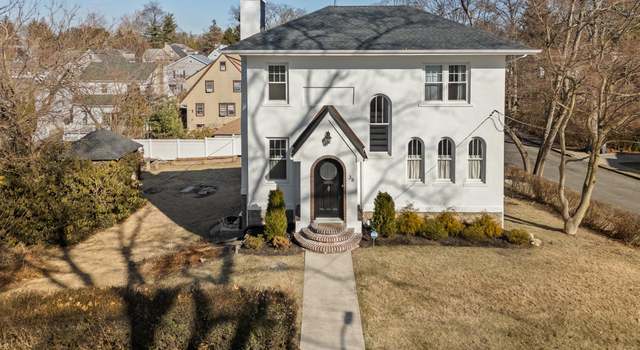 Photo of 38 Maple Ave, Pelham, NY 10803