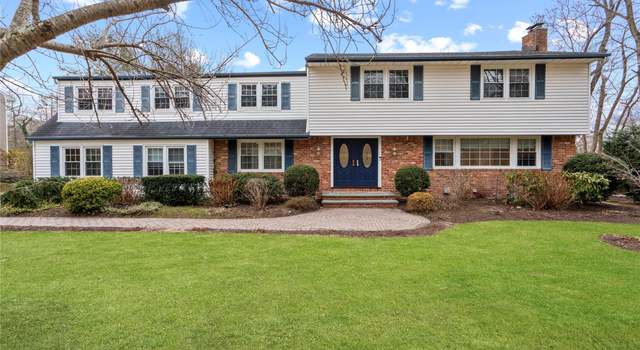 Photo of 84 Woodchuck Hollow Rd, Cold Spring Harbor, NY 11724