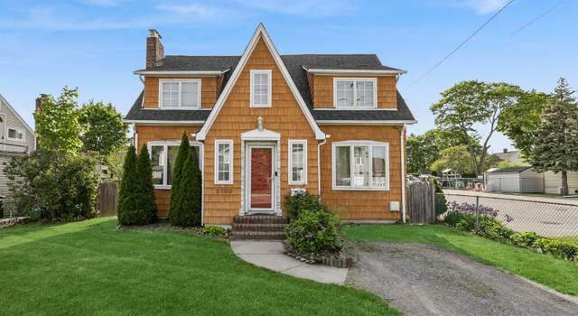 Photo of 2180 Washington Ave, Seaford, NY 11783