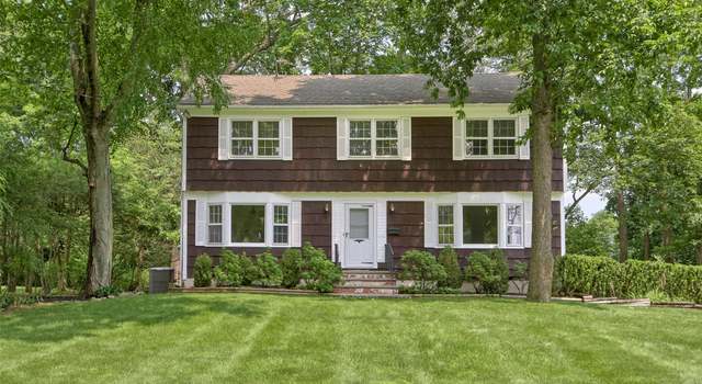 Photo of 1 Welwyn Ln, Valhalla, NY 10595