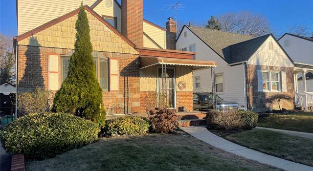 Photo of 8449 248th St, Bellerose, NY 11426