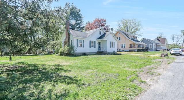 Photo of 32 Crittenden St, Wallkill, NY 12589