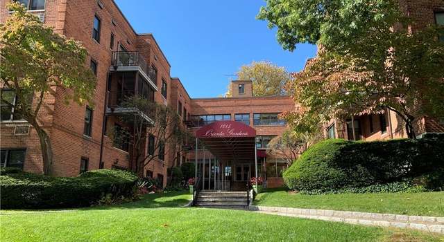 Photo of 1015 Old Post Rd Unit 3R, Mamaroneck, NY 10543