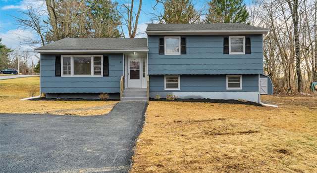 Photo of 8 Sand Hill Rd, Gardiner, NY 12525