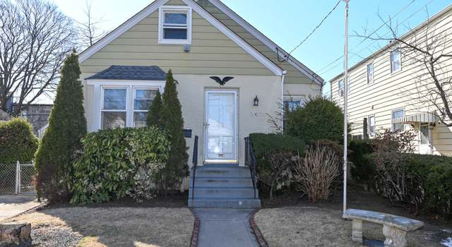 Photo of 247 Parker Ave, West Hempstead, NY 11552