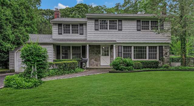 Photo of 6 Rice Ln, Smithtown, NY 11787