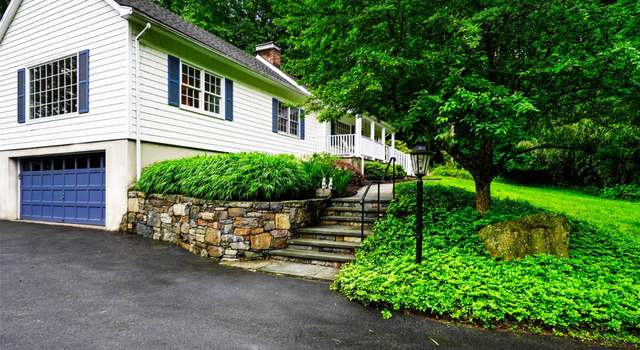 Photo of 108 Cherry St, Katonah, NY 10536