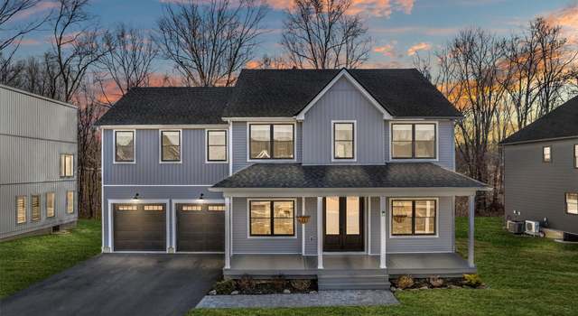Photo of 36 Wildwood Dr, Rock Tavern, NY 12575