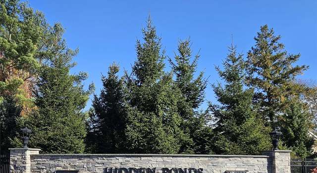 Photo of 175 North Ln #175, Smithtown, NY 11787
