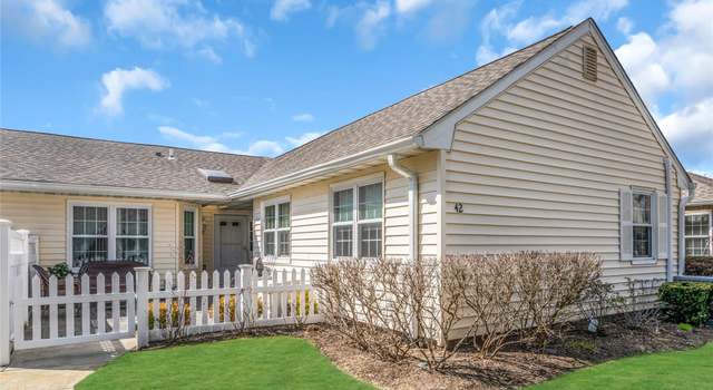 Photo of 42 Revere Dr, Sayville, NY 11782
