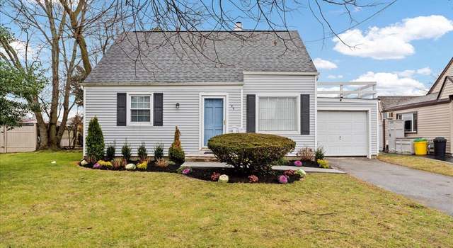 Photo of 49 Jedwood Pl, Valley Stream, NY 11581