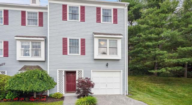 Photo of 55 Winterberry Cir, Cross River, NY 10518