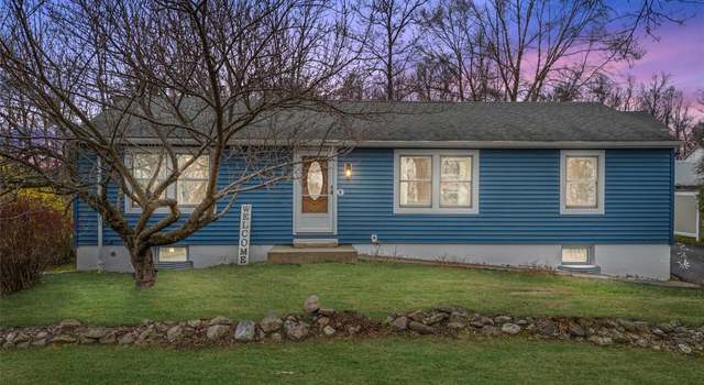 Photo of 34 Walnut Ln, Middletown, NY 10940