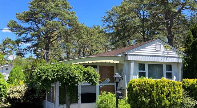 Photo of A20 Riverleigh, Riverhead, NY 11901