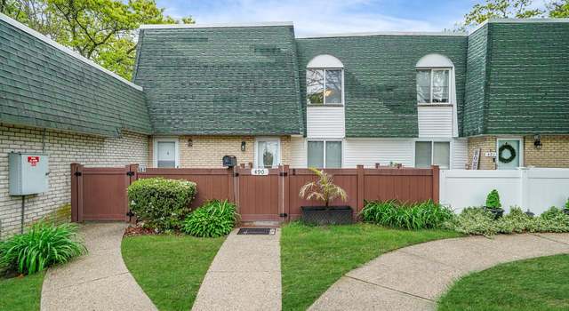 Photo of 490 Daryl Dr, Medford, NY 11763
