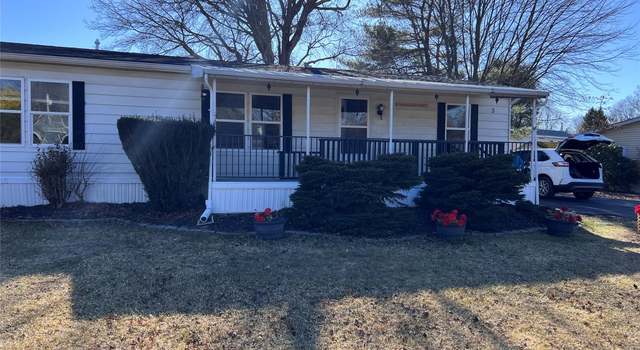 Photo of 3 Lanai Ln, New Paltz, NY 12561