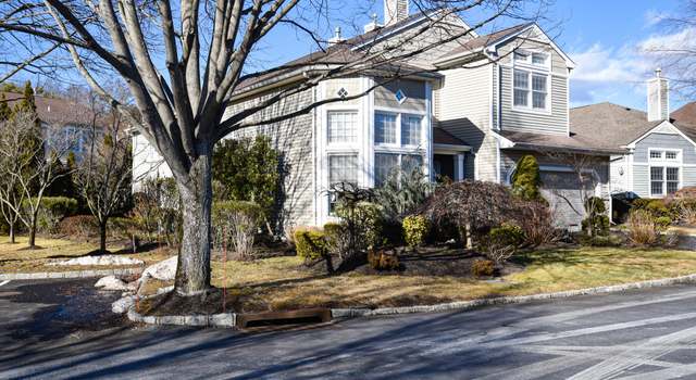 Photo of 17 Bayview Dr, Plainview, NY 11803