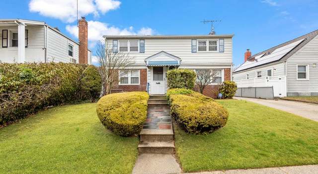 Photo of 155 Hathaway Ave, Elmont, NY 11003