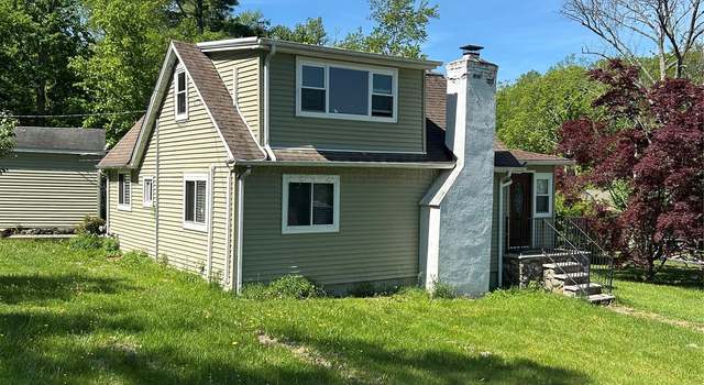 Photo of 11 Glendale Rd, Greenwood Lake, NY 10925