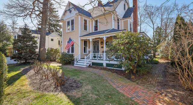 Property at 203 8th Ave, Sea Cliff, NY 11579, 5 beds, 2 baths
