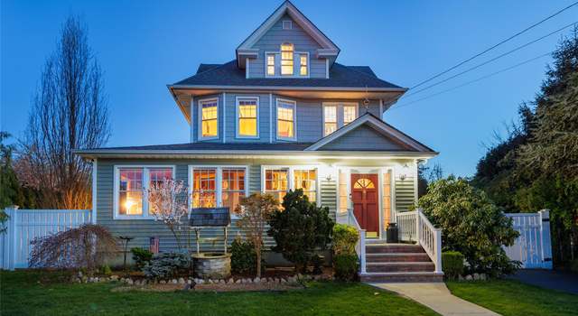Photo of 2760 Academy St, Oceanside, NY 11572