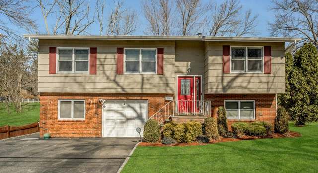 Photo of 2 Carrigan Ave, White Plains, NY 10605