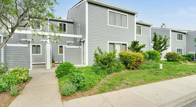 Photo of 54 Hudson Point Ln, Ossining, NY 10562