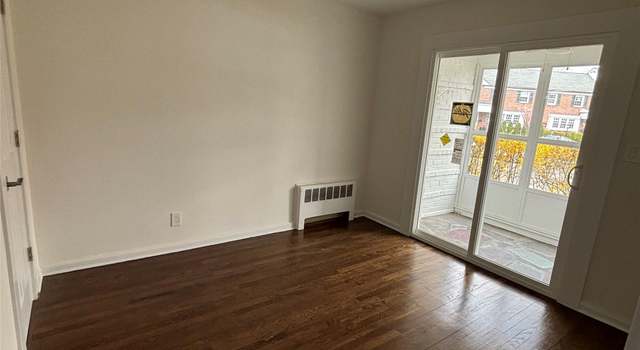 Photo of 126 Robins #126, New Rochelle, NY 10801