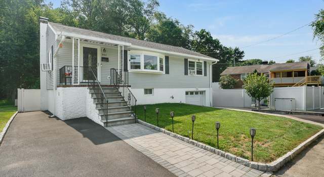 Property at 843 Lyle Ct, Peekskill, NY 10566, 3 beds, 1.5 baths