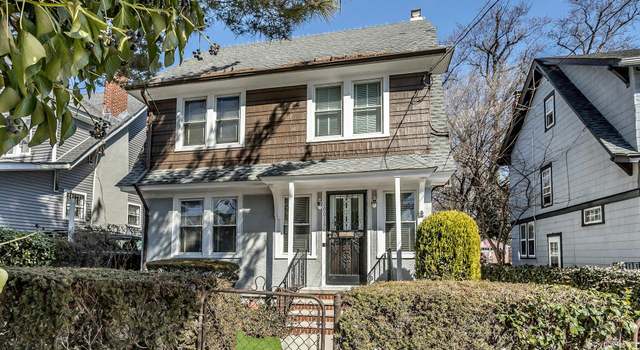 Photo of 100-15 197th St, Hollis, NY 11423