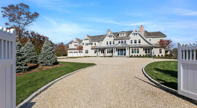 Photo of 36 Second Neck Ln, Quogue, NY 11959