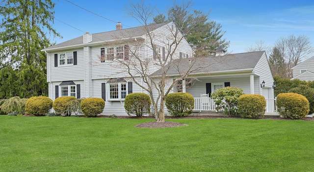 Photo of 3 Willow Dr, Briarcliff Manor, NY 10510