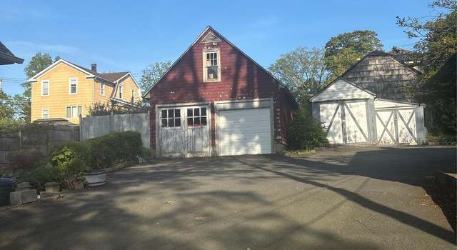Photo of 28 N Goodwin Ave, Elmsford, NY 10523