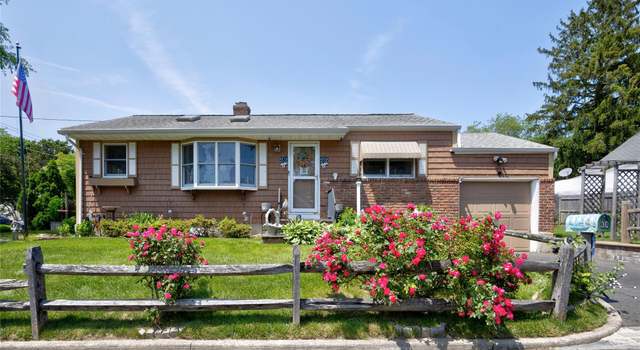 Photo of 30 W 12th St, Huntington Station, NY 11746