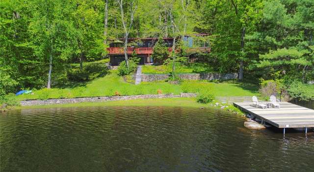 Photo of 92 Old Forge Dr, Carmel, NY 10512